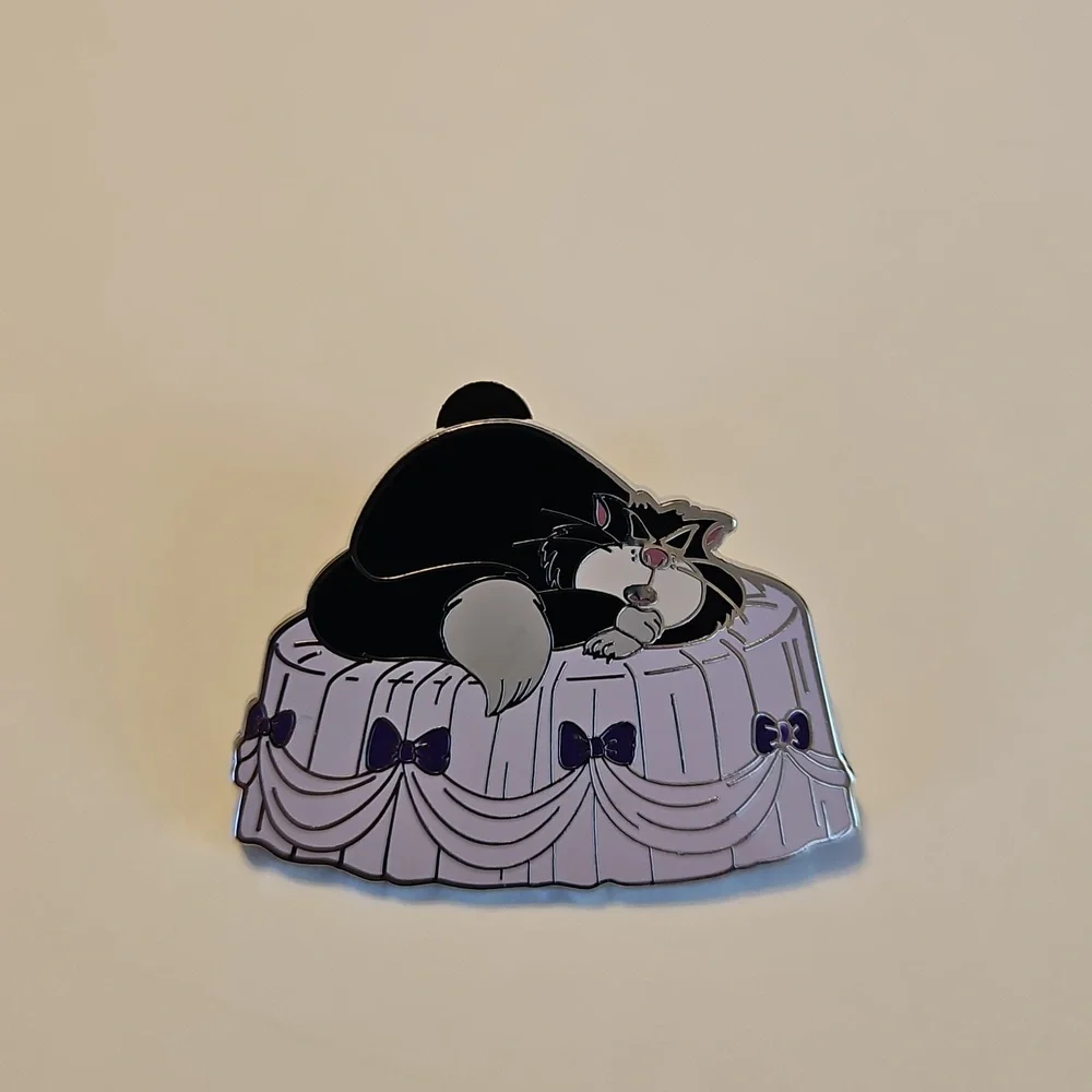 Disney Sweet Dreams Lucifer From Cinderella Pin - Picture 1 of 4